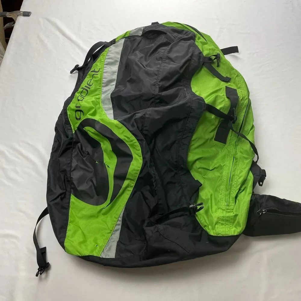 Gradient Mountaineering Trail Backpack Hiking Black Green Pockets Padded Straps